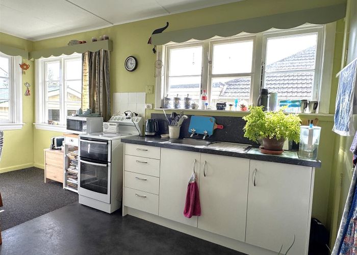  at 18 Ashmore Avenue, Cobden, Greymouth