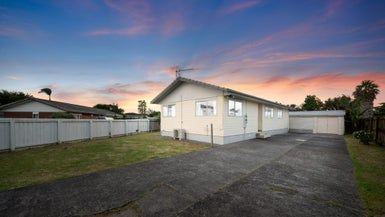  at 24 Bingara Place, Favona, Auckland
