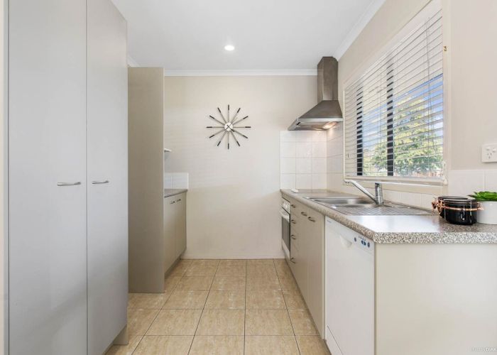  at 37A Lake Panorama Drive, Henderson, Waitakere City, Auckland