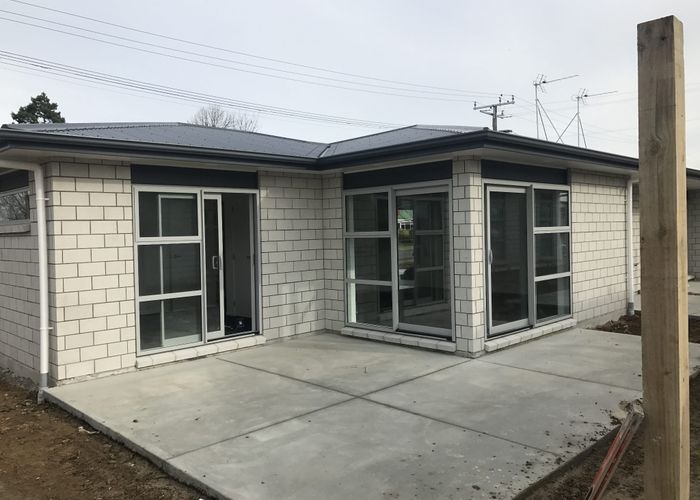  at 2/30 Heath Street, Saint Andrews, Hamilton, Waikato