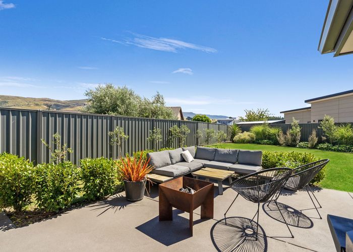  at 22 Magnetic Place, Cromwell, Cromwell