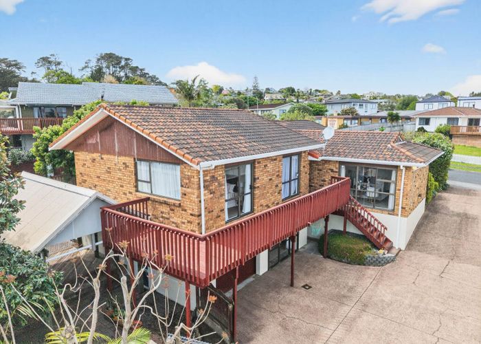  at 52 Jandell Crescent, Bucklands Beach, Manukau City, Auckland