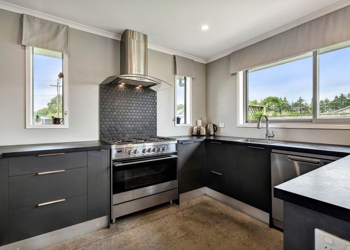  at 9 Smith Street, Lepperton, New Plymouth, Taranaki