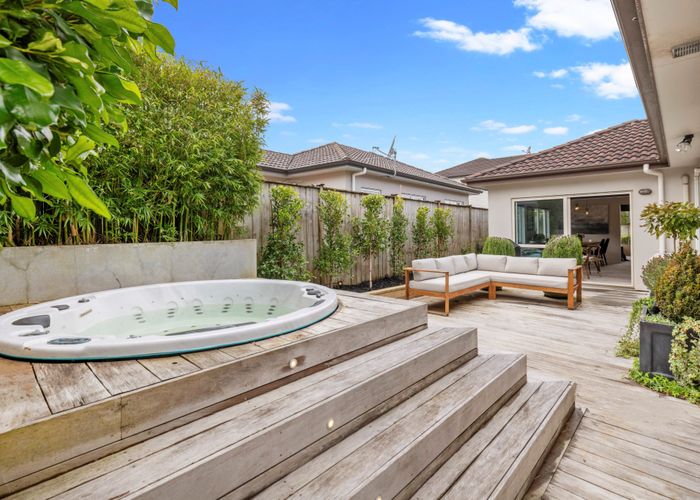  at 25 Stamford Crescent, Flat Bush, Auckland