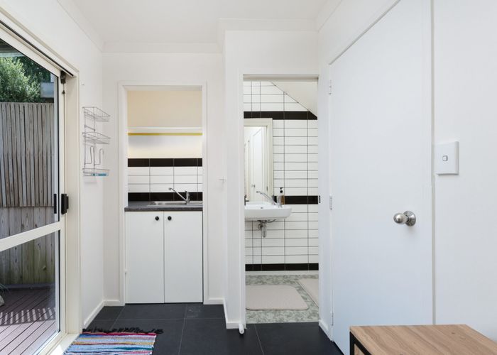  at 3/49 Henderson Valley Road, Henderson, Waitakere City, Auckland