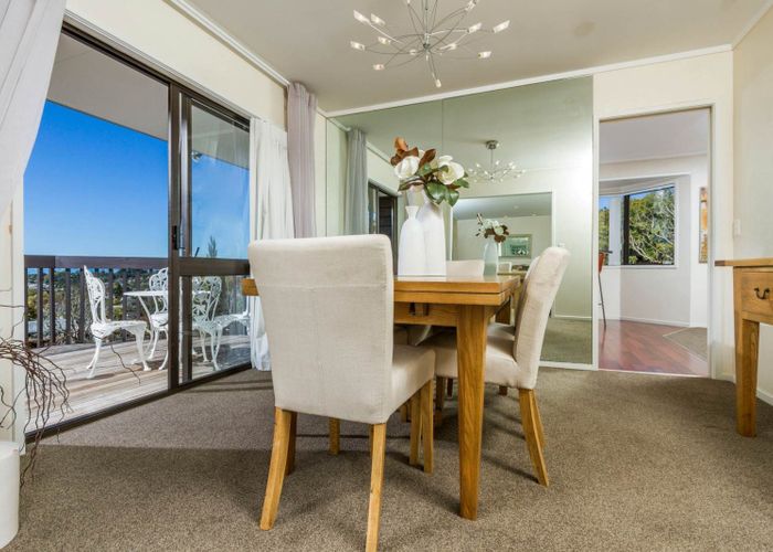  at 2 Cairnbrae Court, Northcross, North Shore City, Auckland