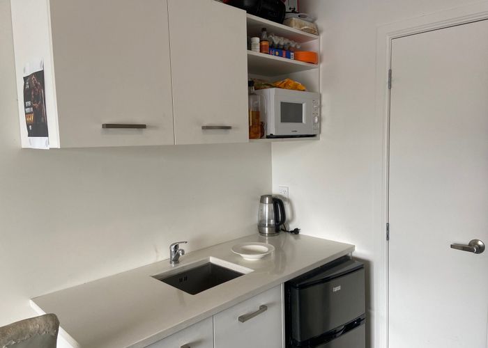 at 4/5 - Rm D Edgecumbe Street, Whitiora, Hamilton, Waikato