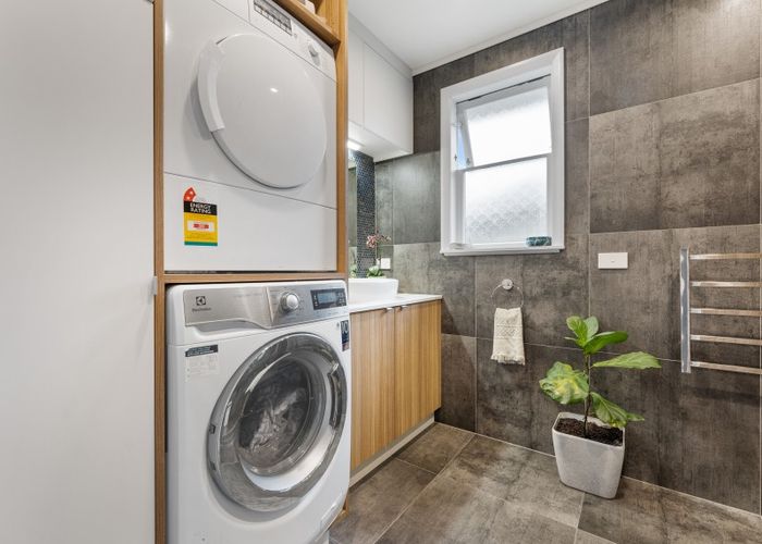  at 123 Pahiatua Street, Hokowhitu, Palmerston North