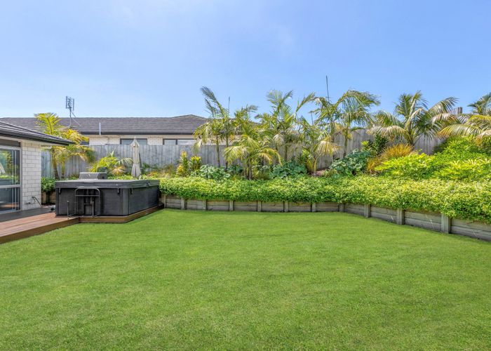  at 39 Karo Road, Beachlands, Auckland