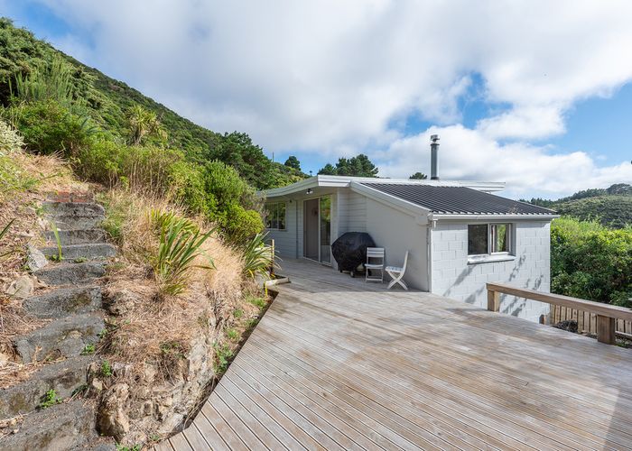  at 125 Makara Road, Karori, Wellington
