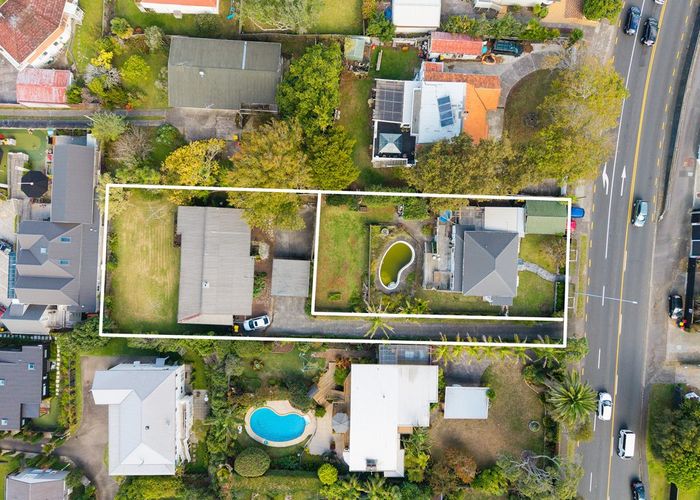  at 133 Glenfield Road, Hillcrest, North Shore City, Auckland