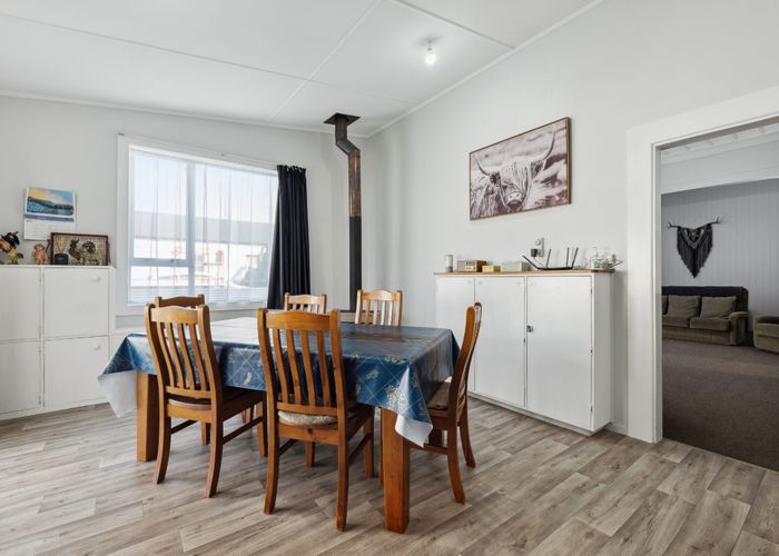  at 443 Normanby Road, Hawera