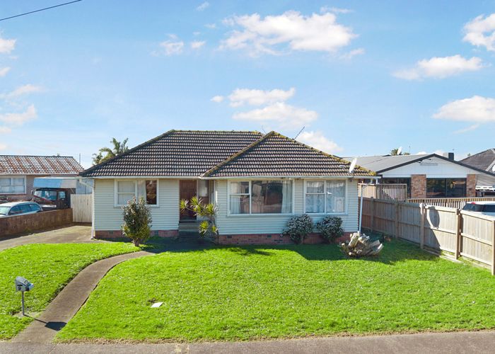  at 9 Halswell Street, Mangere East, Manukau City, Auckland