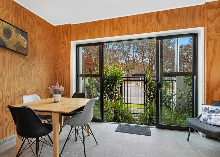  at 2/420 Hagley Avenue, City Centre, Christchurch City, Canterbury