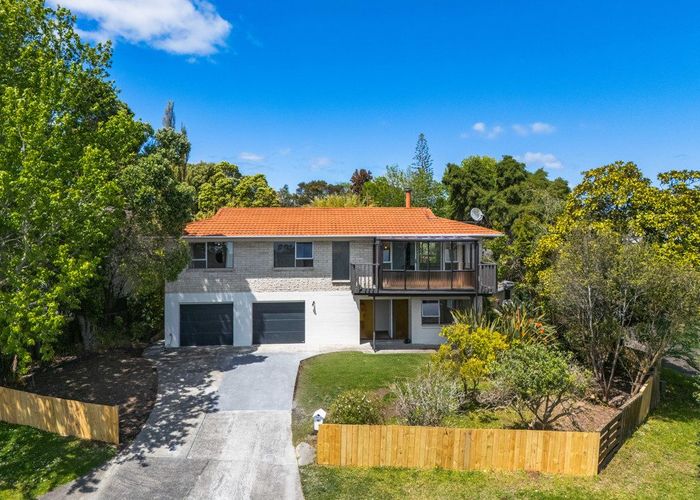  at 10 Brunner Road, Glen Eden, Auckland