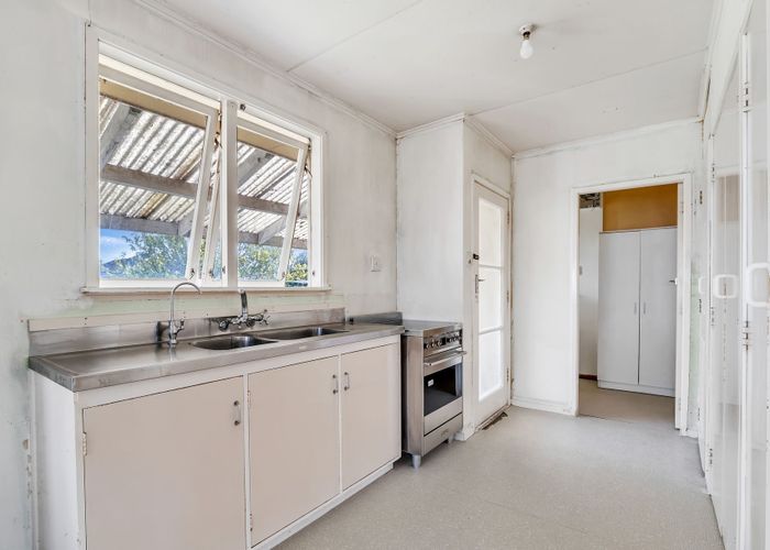  at 5 Kouma Place, Fairy Springs, Rotorua, Bay Of Plenty