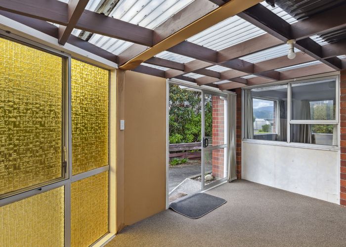  at 2/40 Teoti Street, Paraparaumu Beach, Kapiti Coast, Wellington