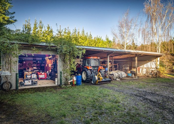  at 29 Scarlet Oak Drive, Christchurch