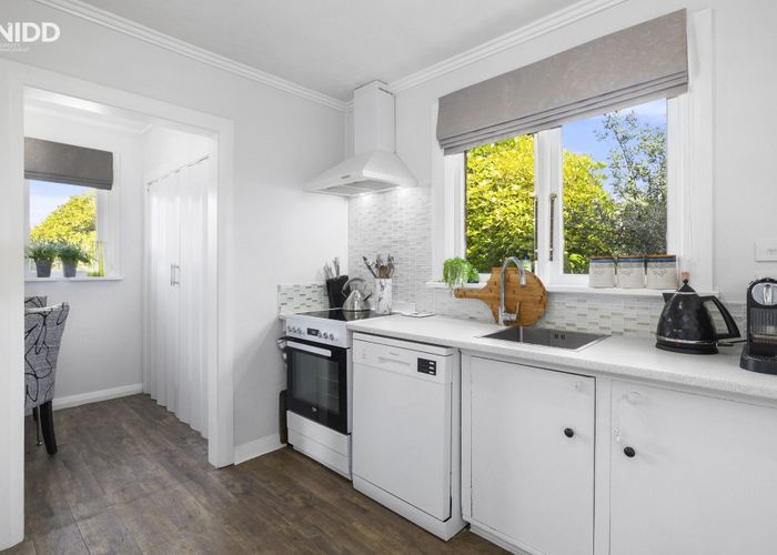  at 98 Dunrobin Street, Waverley, Dunedin, Otago