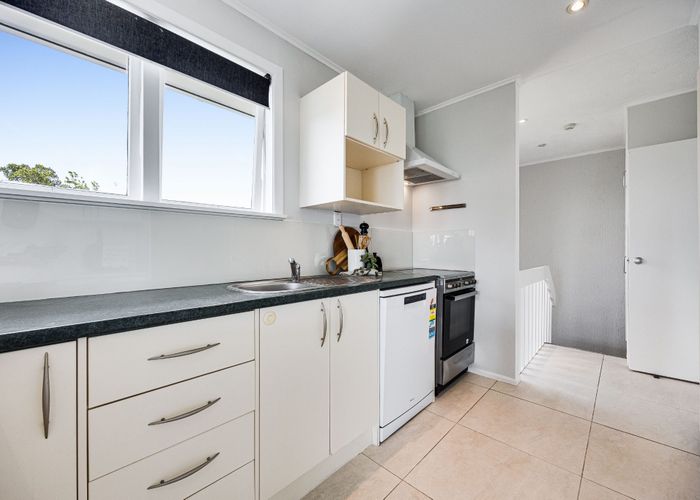  at 142 Glamorgan Drive, Torbay, North Shore City, Auckland