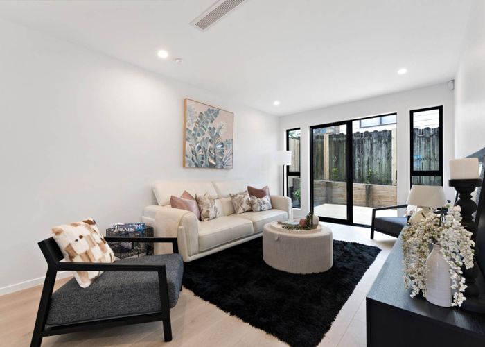  at 21B Crosby Road, West Harbour, Waitakere City, Auckland