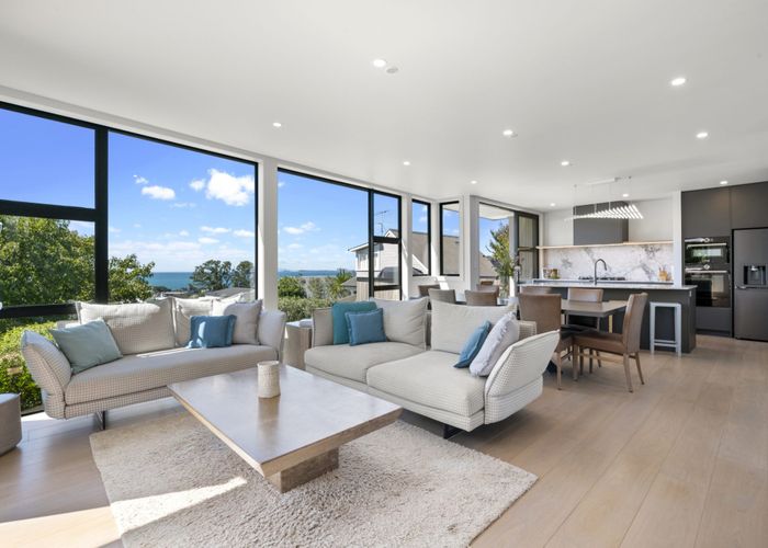  at 64B Castor Bay Road, Castor Bay, North Shore City, Auckland