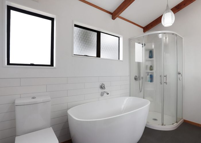  at 1/23 Stottholm Road, Titirangi, Waitakere City, Auckland