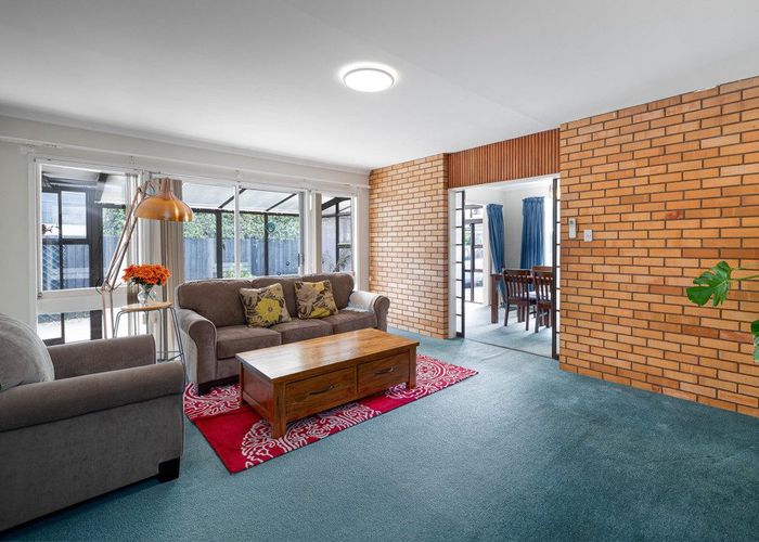  at 32 Bucknell Street, Sockburn, Christchurch