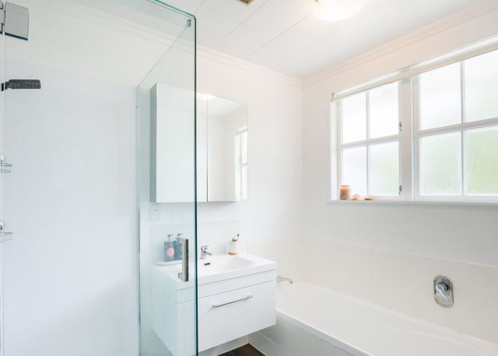  at 4 Chilton Grove, Hokowhitu, Palmerston North