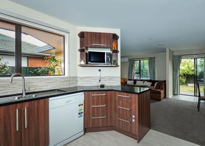  at 33A Cardigan Bay Place, Addington, Christchurch City, Canterbury