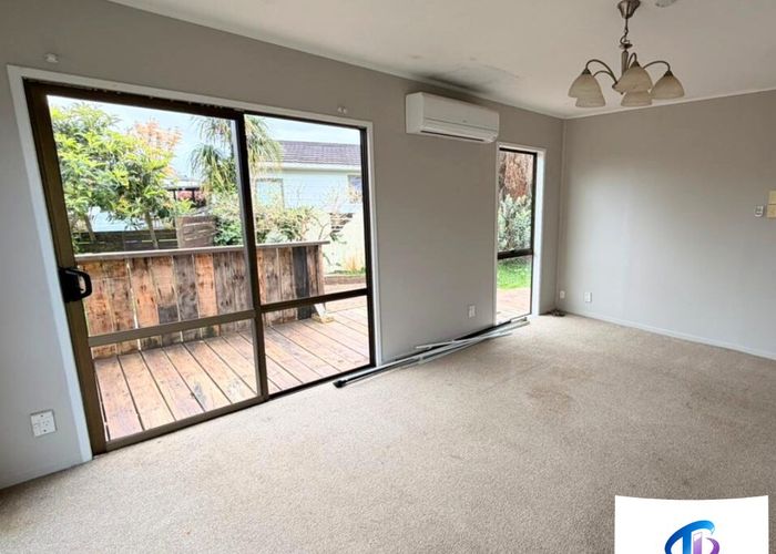  at 8 Le Havre Place, Takanini, Papakura, Auckland