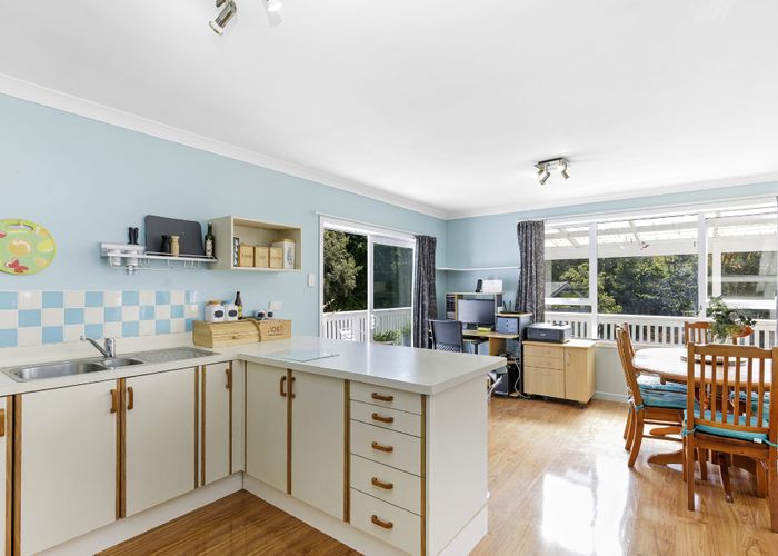  at 6 Kapuranga Grove, Stokes Valley, Lower Hutt, Wellington
