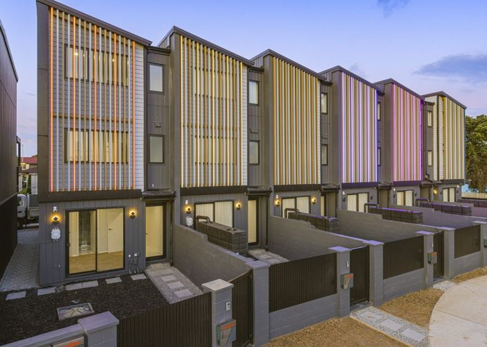  at 6/14 Tomuri Place, Mount Wellington, Auckland City, Auckland