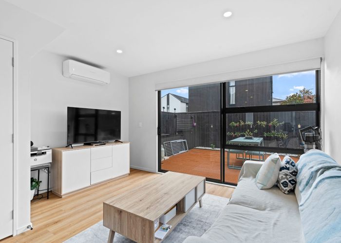  at 1/55 Stanmore Road, Linwood, Christchurch City, Canterbury