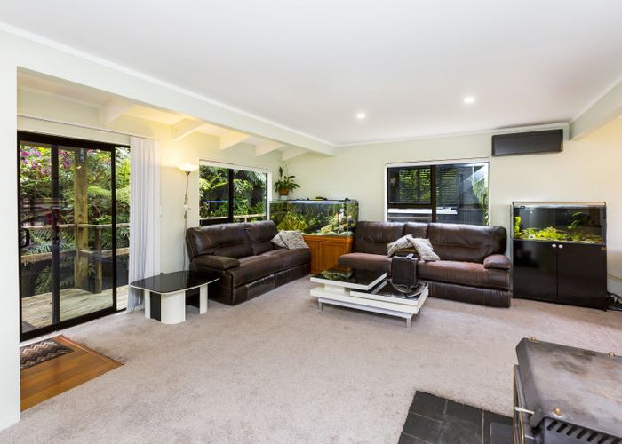  at 107 Avro Road, Blue Mountains, Upper Hutt