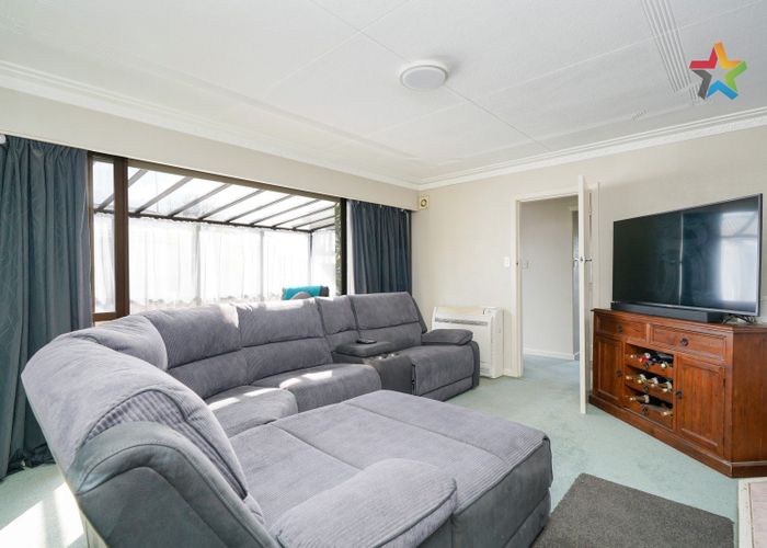  at 216 Conyers Street, Strathern, Invercargill
