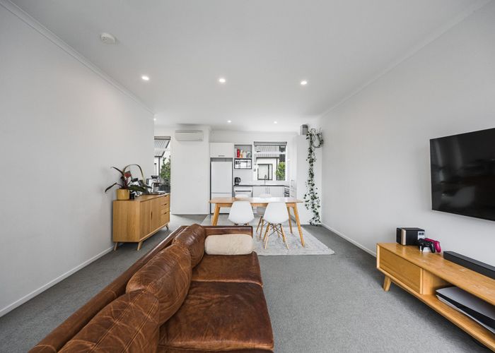  at 25 Marine Parade, Hobsonville, Waitakere City, Auckland