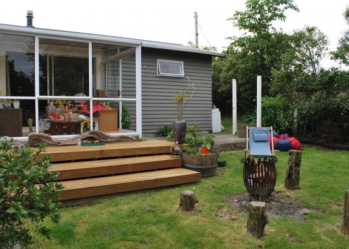  at 4 Moana Road, Paraparaumu