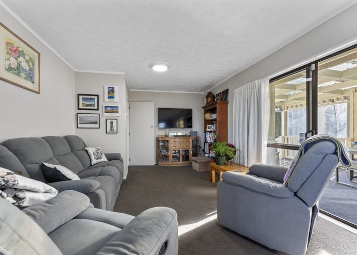  at 20 Bastia Avenue, Bastia Hill, Whanganui