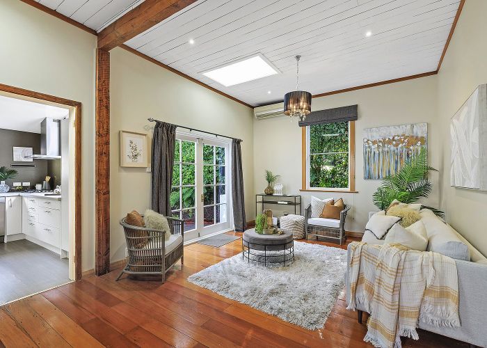  at 29 Charlotte Avenue, Brooklyn, Wellington, Wellington
