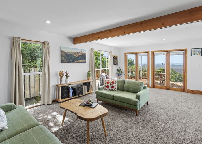  at 16 Merlewood Avenue, Cashmere, Christchurch
