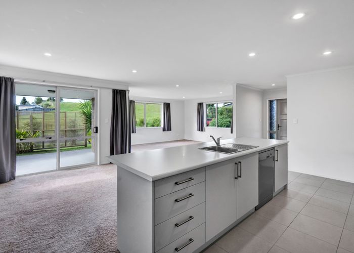  at 17 Heta Road, Highlands Park, New Plymouth