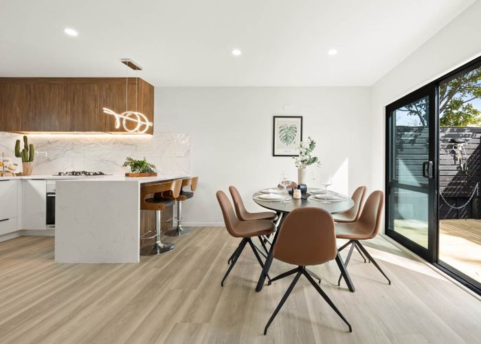  at 84D Botany Road, Botany Downs, Manukau City, Auckland