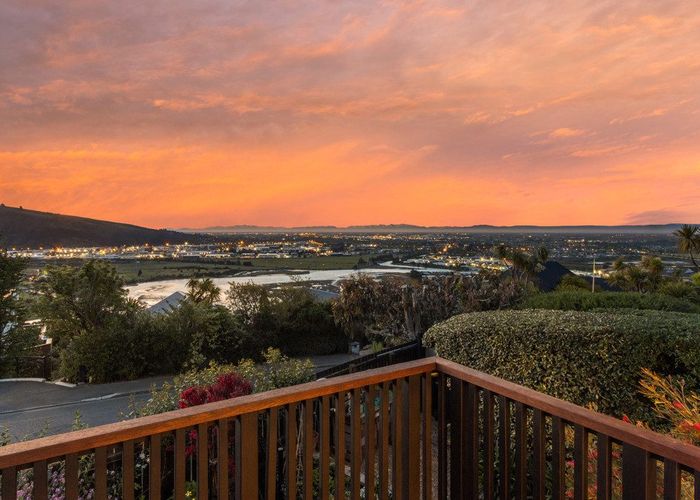  at 87 Cannon Hill Crescent, Mount Pleasant, Christchurch