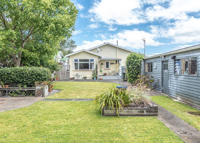  at 17 Jellicoe Street, Whanganui East, Whanganui