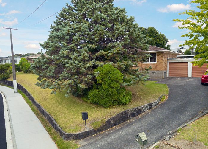  at 3/77 Royal View Road, Te Atatu South, Waitakere City, Auckland
