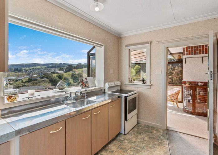  at 8 Allen Road, Green Island, Dunedin, Otago