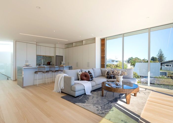  at 20A Queens Road, Waikanae Beach, Kapiti Coast, Wellington