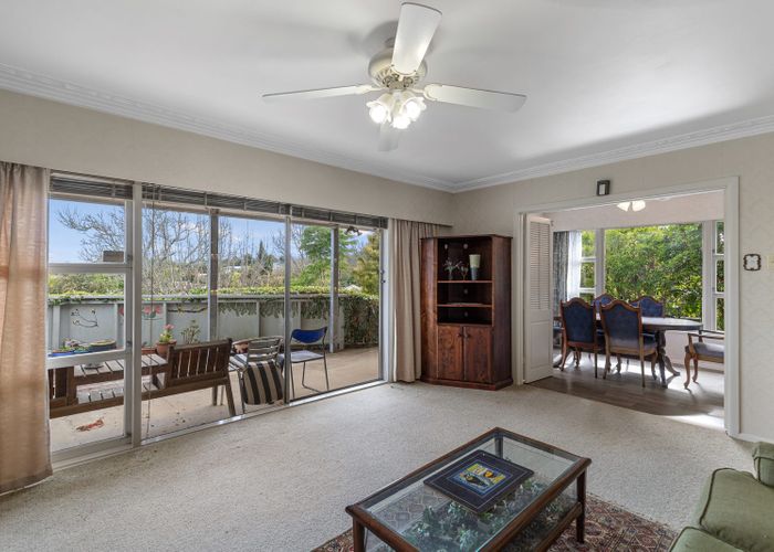  at 22 Sutton Crescent, Hillcrest, Hamilton