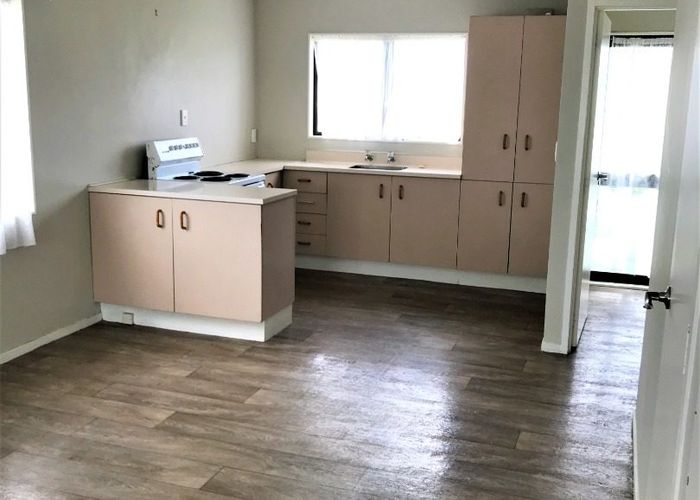  at 4 Dungarvon Place, Clendon Park, Manukau City, Auckland